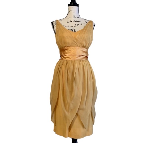 Vintage 40s Hand Crafted Gold Sleeveless Bow Detail Wiggle Dress - Picture 1 of 12